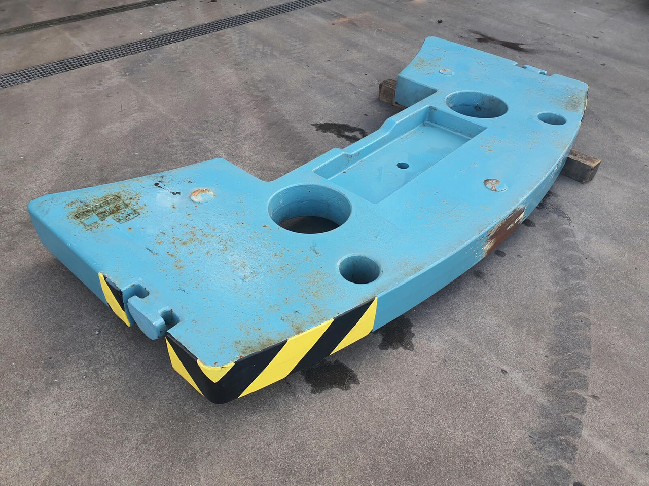 FAUN ATF 60-3 counterweight 2.0T - משקל נגד עבור עגורן נייד: תמונה 3 FAUN ATF 60-3 counterweight 2.0T - משקל נגד עבור עגורן נייד: תמונה 3