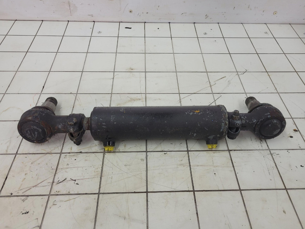 FAUN ATF 60-4 steering cylinder axle 2 - צילינדר הידרולי עבור עגורן נייד: תמונה 4 FAUN ATF 60-4 steering cylinder axle 2 - צילינדר הידרולי עבור עגורן נייד: תמונה 4