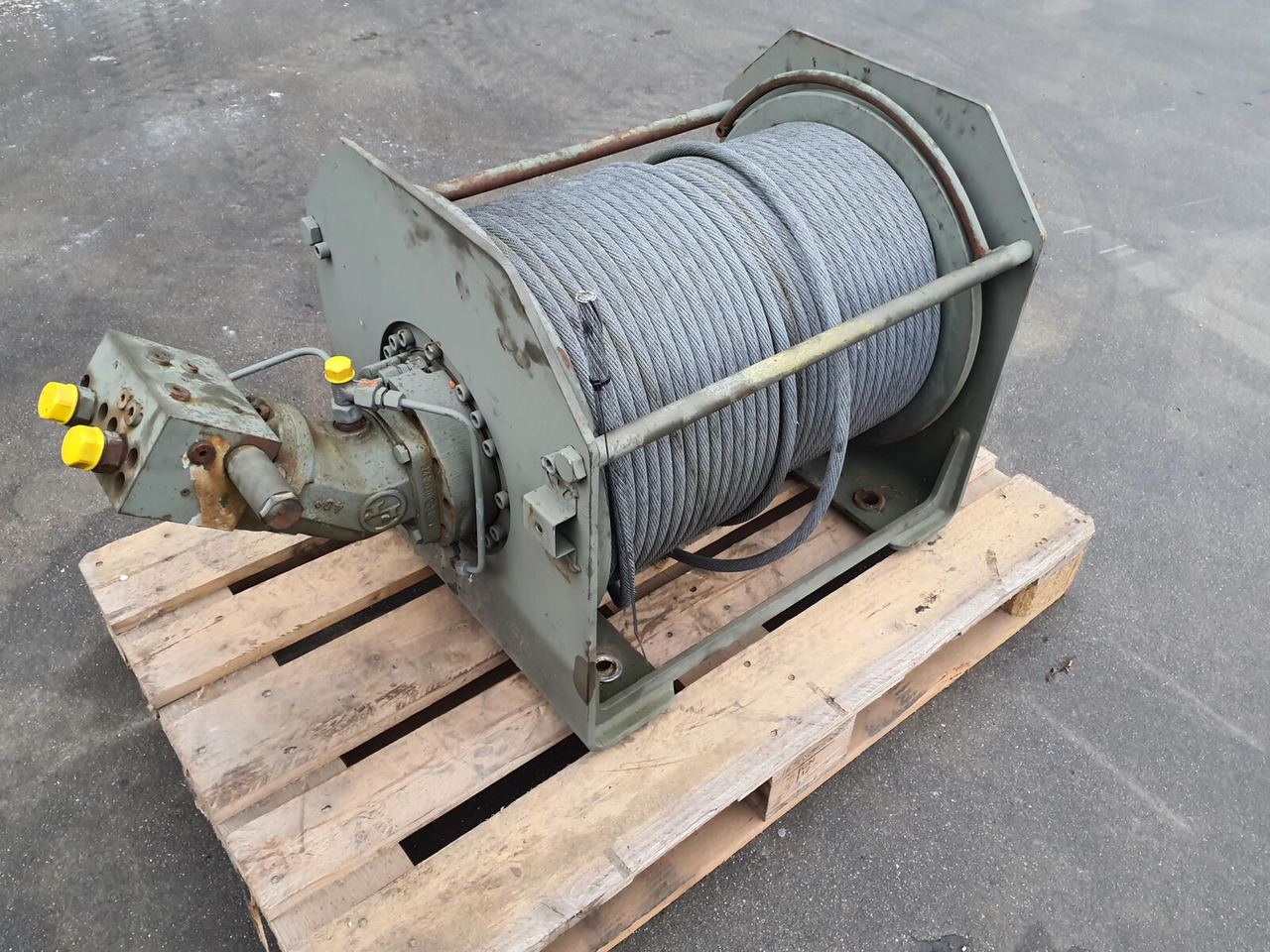 FAUN RTF 25-2 hoist gear HK 075 - כננת עבור עגורן נייד: תמונה 2 FAUN RTF 25-2 hoist gear HK 075 - כננת עבור עגורן נייד: תמונה 2