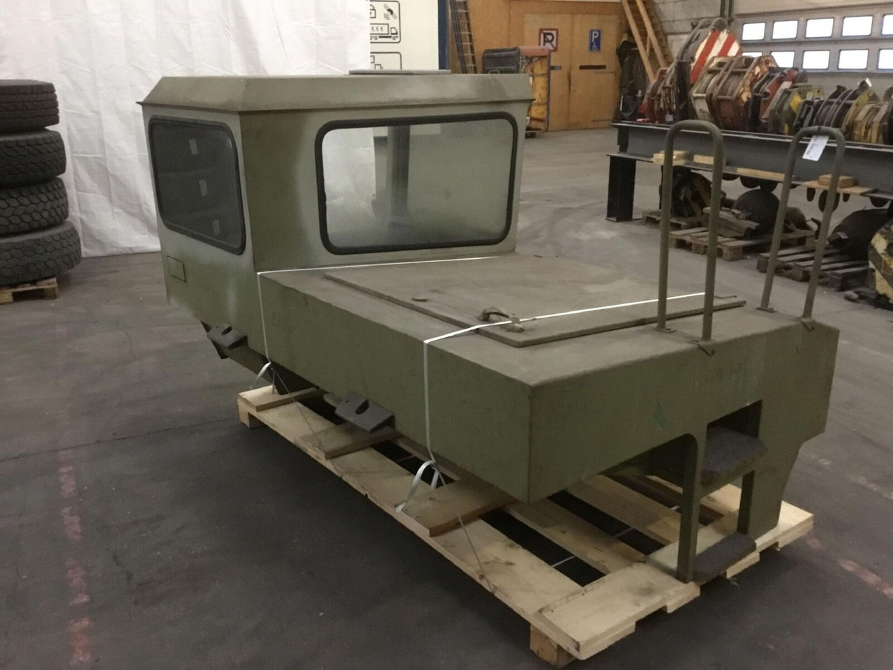 FAUN RTF 30 lower cabin - תא עבור עגורן נייד: תמונה 4 FAUN RTF 30 lower cabin - תא עבור עגורן נייד: תמונה 4