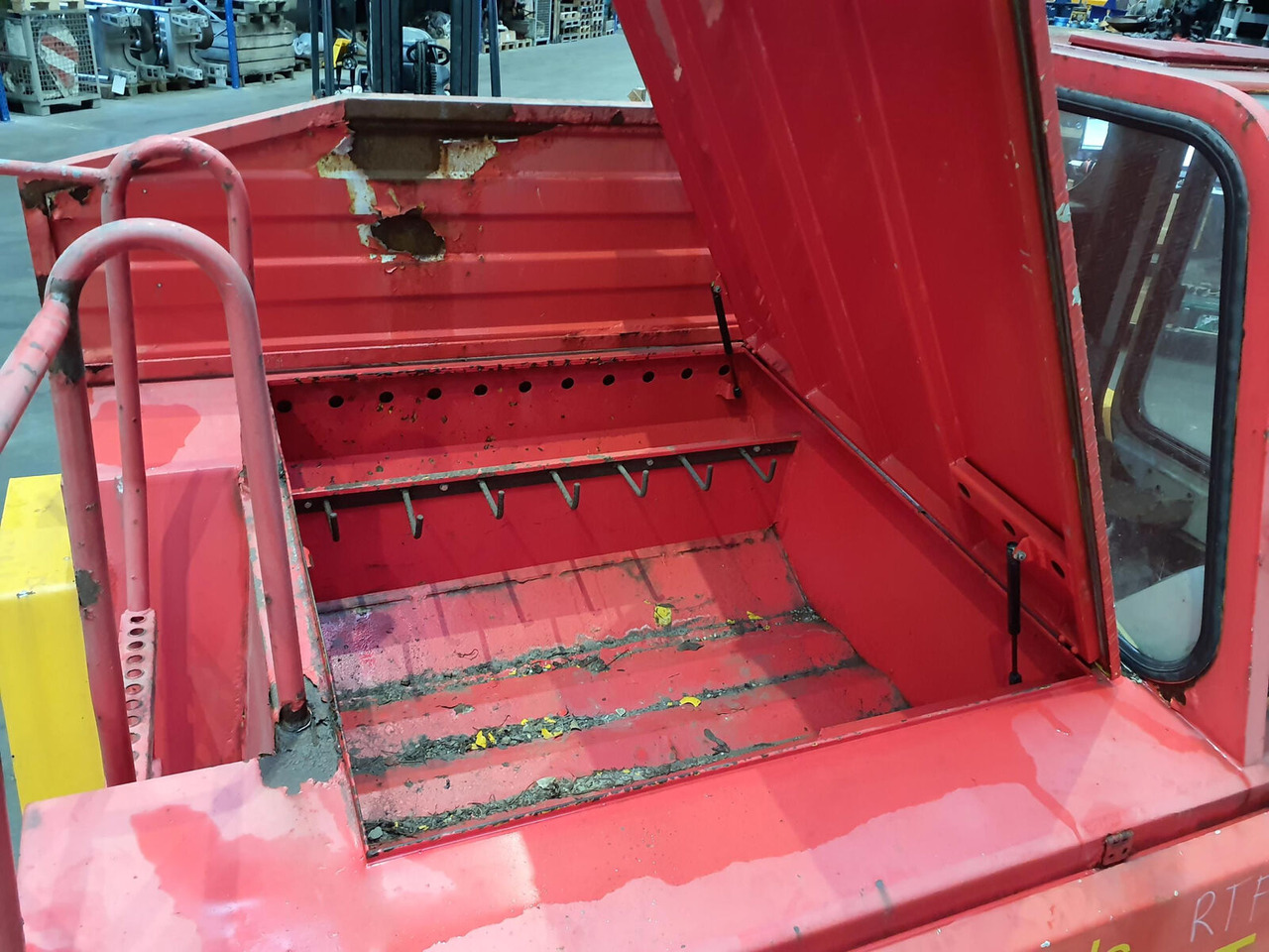 FAUN RTF 50-3 lower cabin - תא עבור עגורן נייד: תמונה 5 FAUN RTF 50-3 lower cabin - תא עבור עגורן נייד: תמונה 5