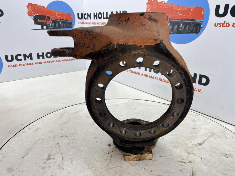 Faun RTF 50 Steering knuckle 16 holes axle 1 right - מפרק היגוי עבור עגורן: תמונה 2 Faun RTF 50 Steering knuckle 16 holes axle 1 right - מפרק היגוי עבור עגורן: תמונה 2