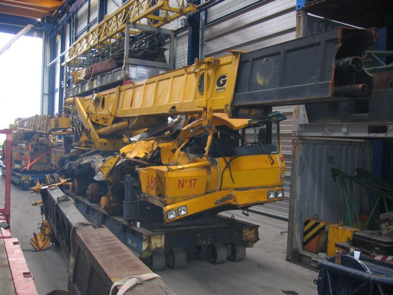 Grove AT 880 for parts - עגורן נייד: תמונה 1 Grove AT 880 for parts - עגורן נייד: תמונה 1