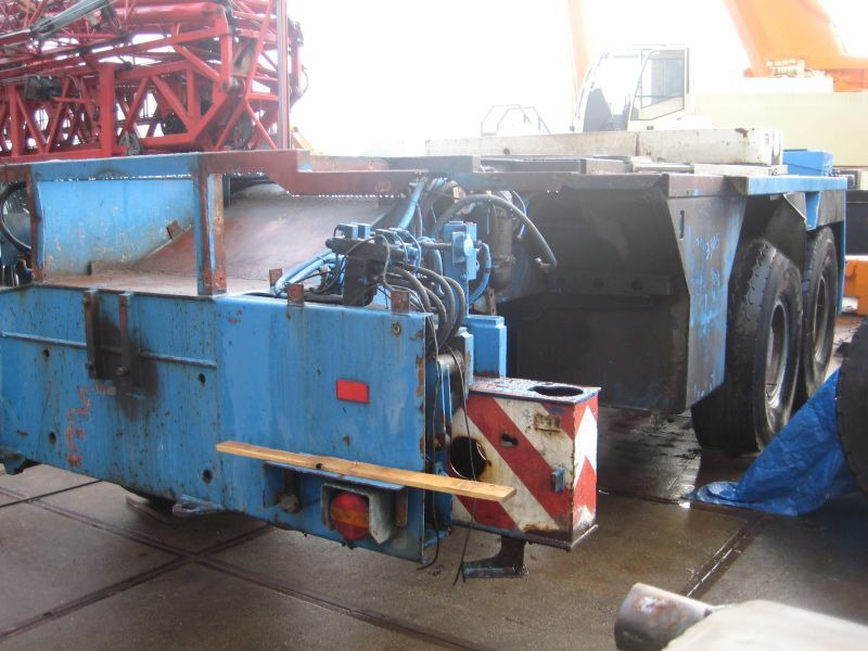 Grove GMK 3050 for parts - עגורן נייד: תמונה 2 Grove GMK 3050 for parts - עגורן נייד: תמונה 2