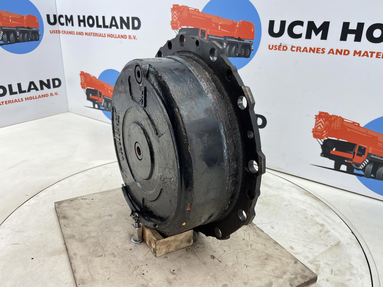 Grove GMK 3050 planetary gear 12-23-60-34-3pl-H135-46 - הנעה סופית עבור עגורן נייד: תמונה 2 Grove GMK 3050 planetary gear 12-23-60-34-3pl-H135-46 - הנעה סופית עבור עגורן נייד: תמונה 2