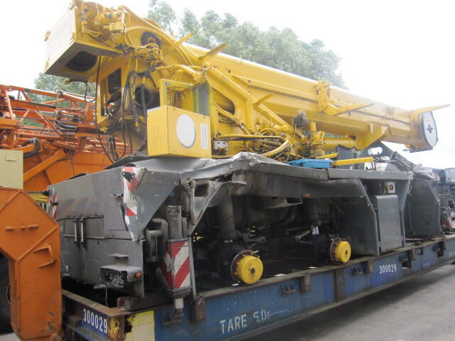 Grove GMK 3055 for parts - עגורן נייד: תמונה 2 Grove GMK 3055 for parts - עגורן נייד: תמונה 2