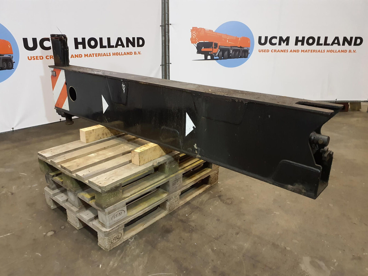 Grove GMK 3055 sliding beam complete rear - מתלה עבור עגורן נייד: תמונה 3 Grove GMK 3055 sliding beam complete rear - מתלה עבור עגורן נייד: תמונה 3