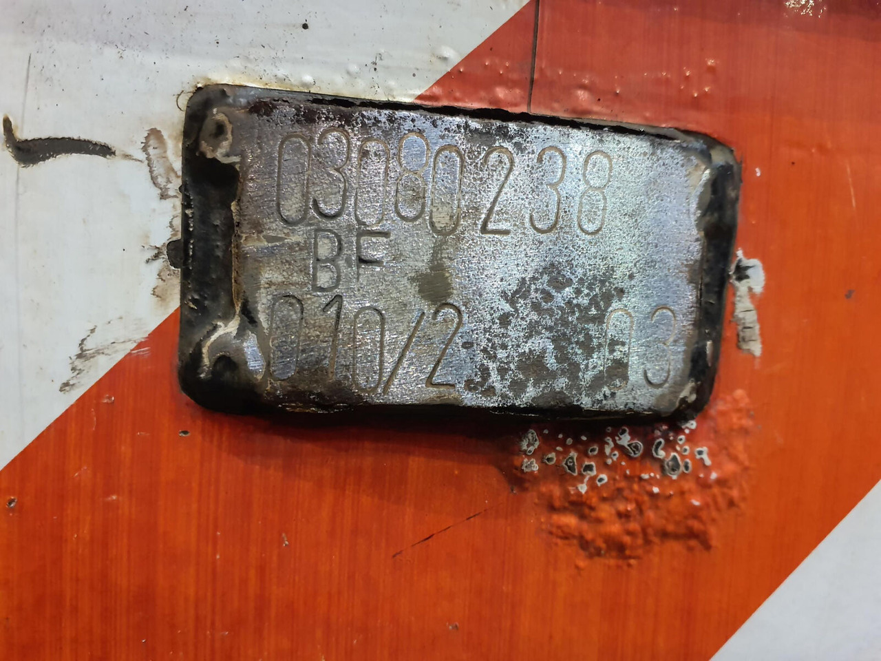 Grove GMK 3055 sliding beam complete rear - מתלה עבור עגורן נייד: תמונה 5 Grove GMK 3055 sliding beam complete rear - מתלה עבור עגורן נייד: תמונה 5