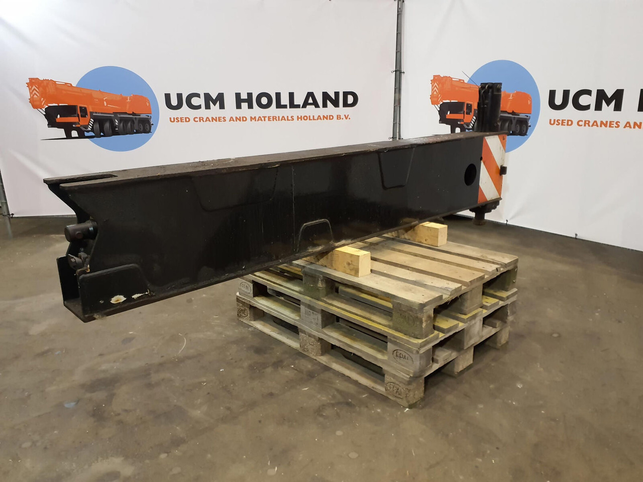 Grove GMK 3055 sliding beam complete rear - מתלה עבור עגורן נייד: תמונה 4 Grove GMK 3055 sliding beam complete rear - מתלה עבור עגורן נייד: תמונה 4