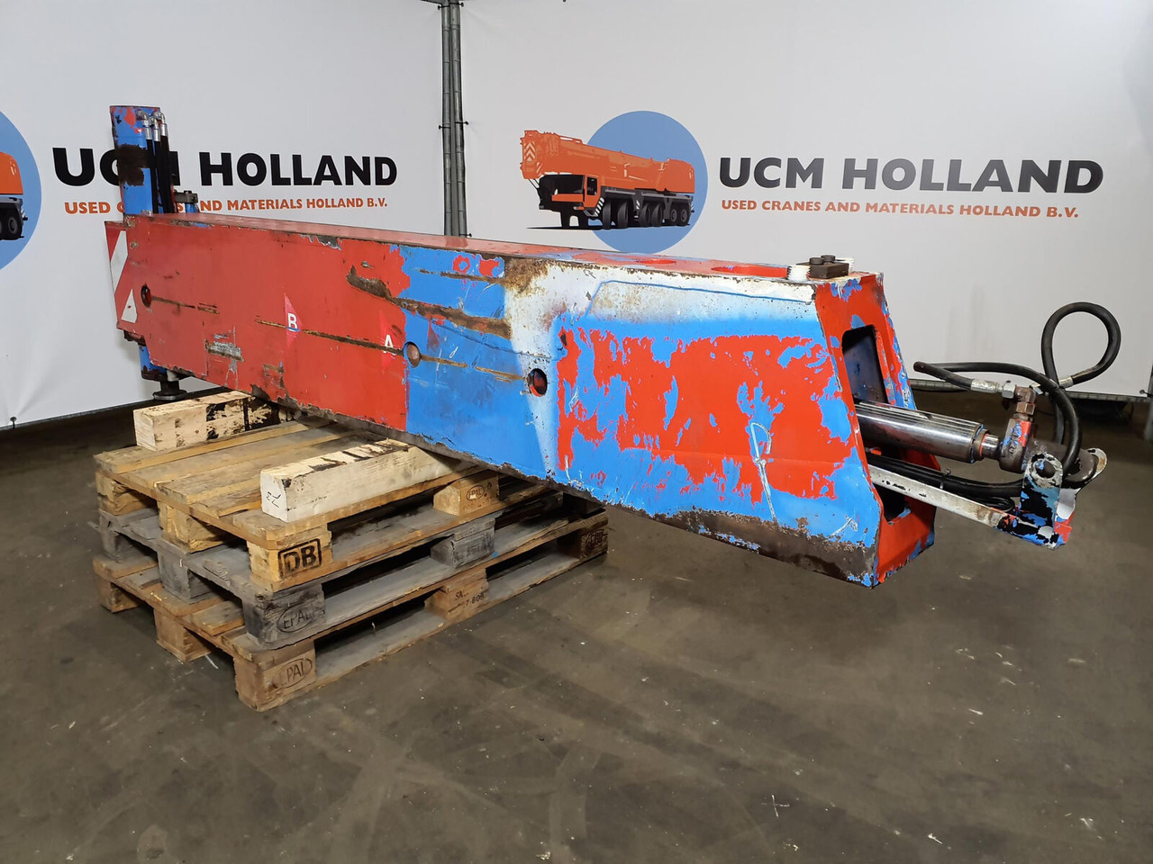 Grove GMK 5130-1 outrigger beam complete front - מתלה עבור עגורן נייד: תמונה 3 Grove GMK 5130-1 outrigger beam complete front - מתלה עבור עגורן נייד: תמונה 3