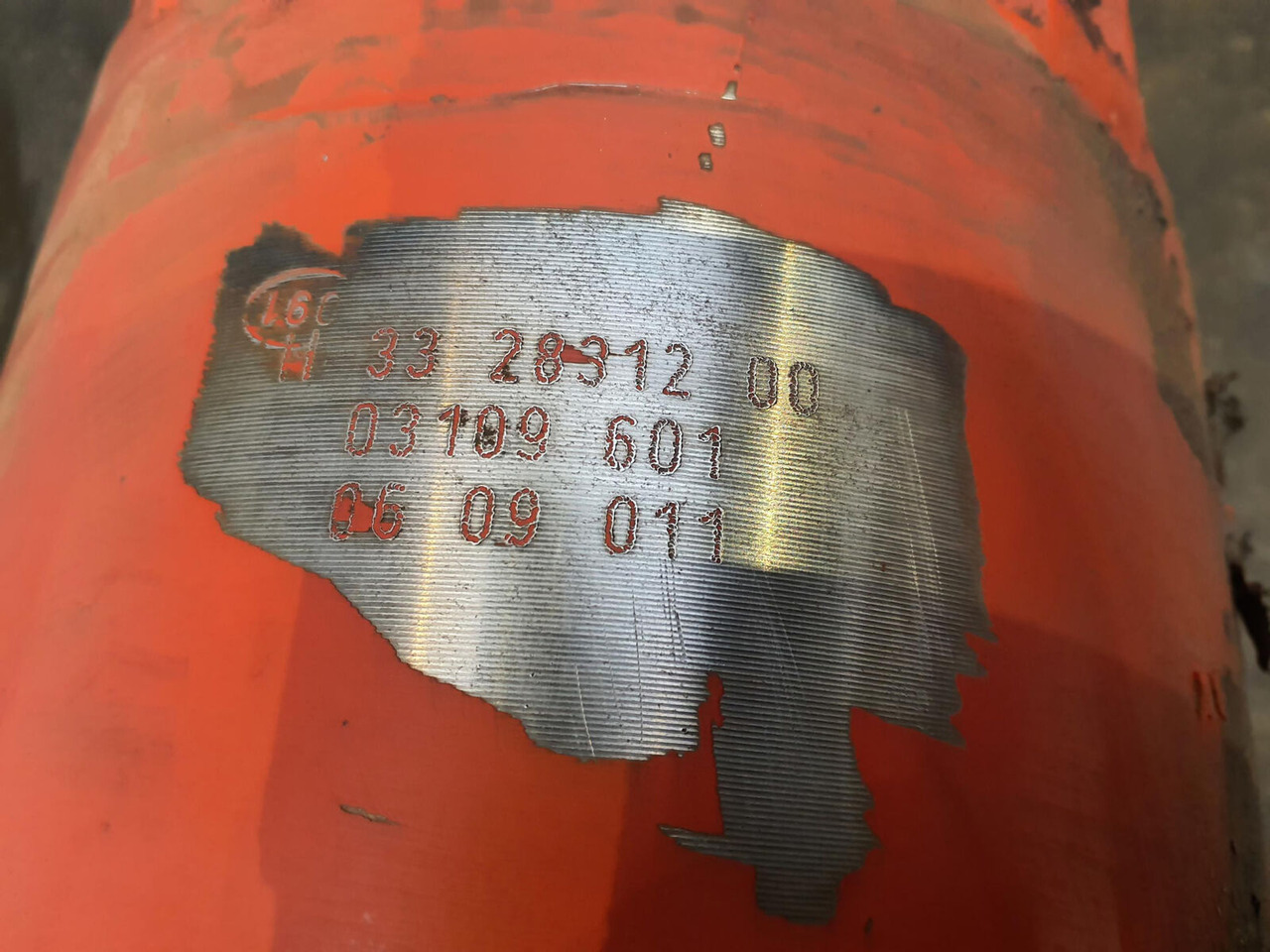 Grove GMK 5220, 5170 outrigger cylinder - מתלה עבור עגורן נייד: תמונה 5 Grove GMK 5220, 5170 outrigger cylinder - מתלה עבור עגורן נייד: תמונה 5