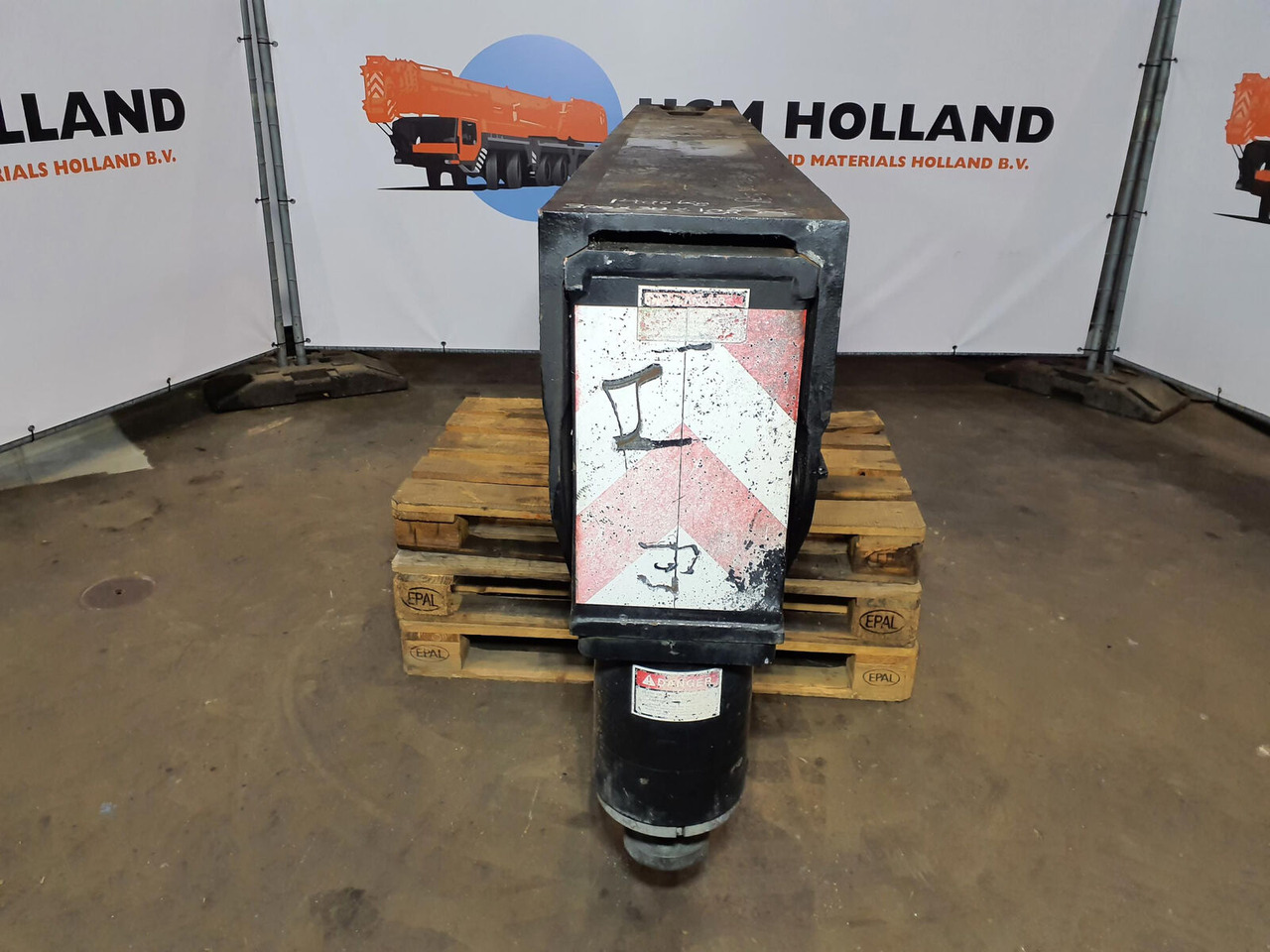 Grove GMK 6400 outrigger beam rear complete - מתלה עבור עגורן: תמונה 5 Grove GMK 6400 outrigger beam rear complete - מתלה עבור עגורן: תמונה 5