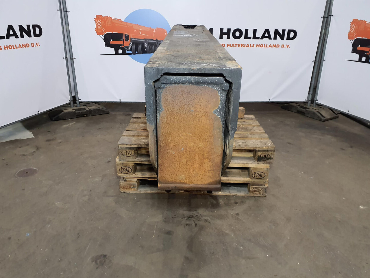 Grove GMK 6400 outrigger beam rear - מתלה עבור עגורן נייד: תמונה 5 Grove GMK 6400 outrigger beam rear - מתלה עבור עגורן נייד: תמונה 5