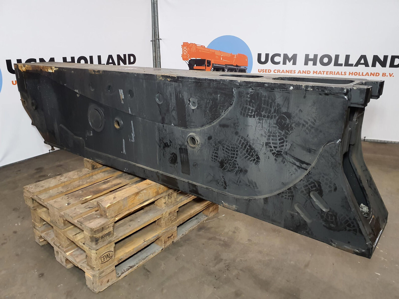 Grove GMK 6400 outrigger beam rear - מתלה עבור עגורן נייד: תמונה 3 Grove GMK 6400 outrigger beam rear - מתלה עבור עגורן נייד: תמונה 3