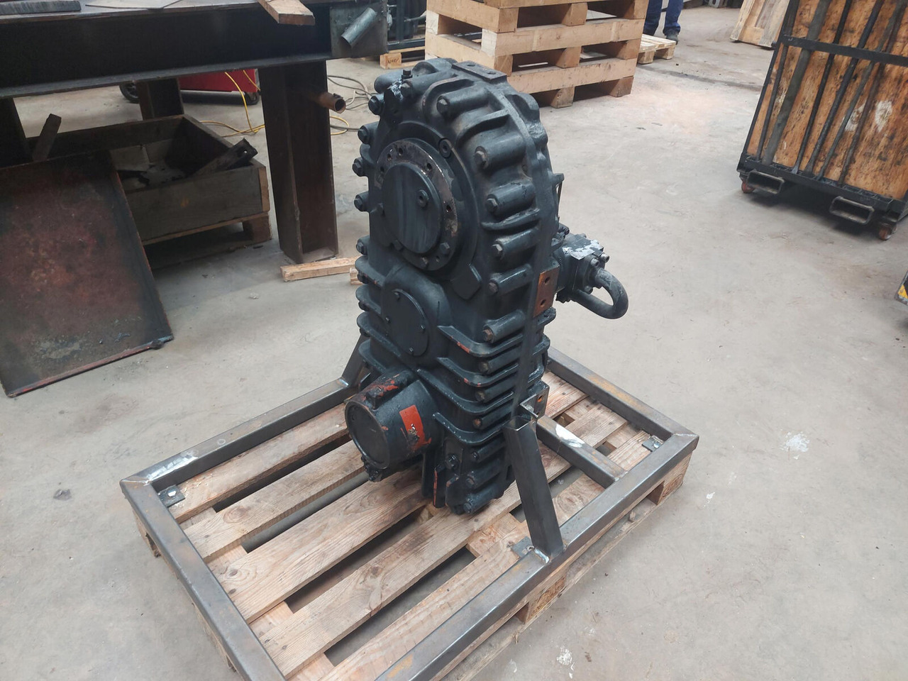 Grove GMK 6400 transfer gear - תמסורת עבור עגורן נייד: תמונה 5 Grove GMK 6400 transfer gear - תמסורת עבור עגורן נייד: תמונה 5
