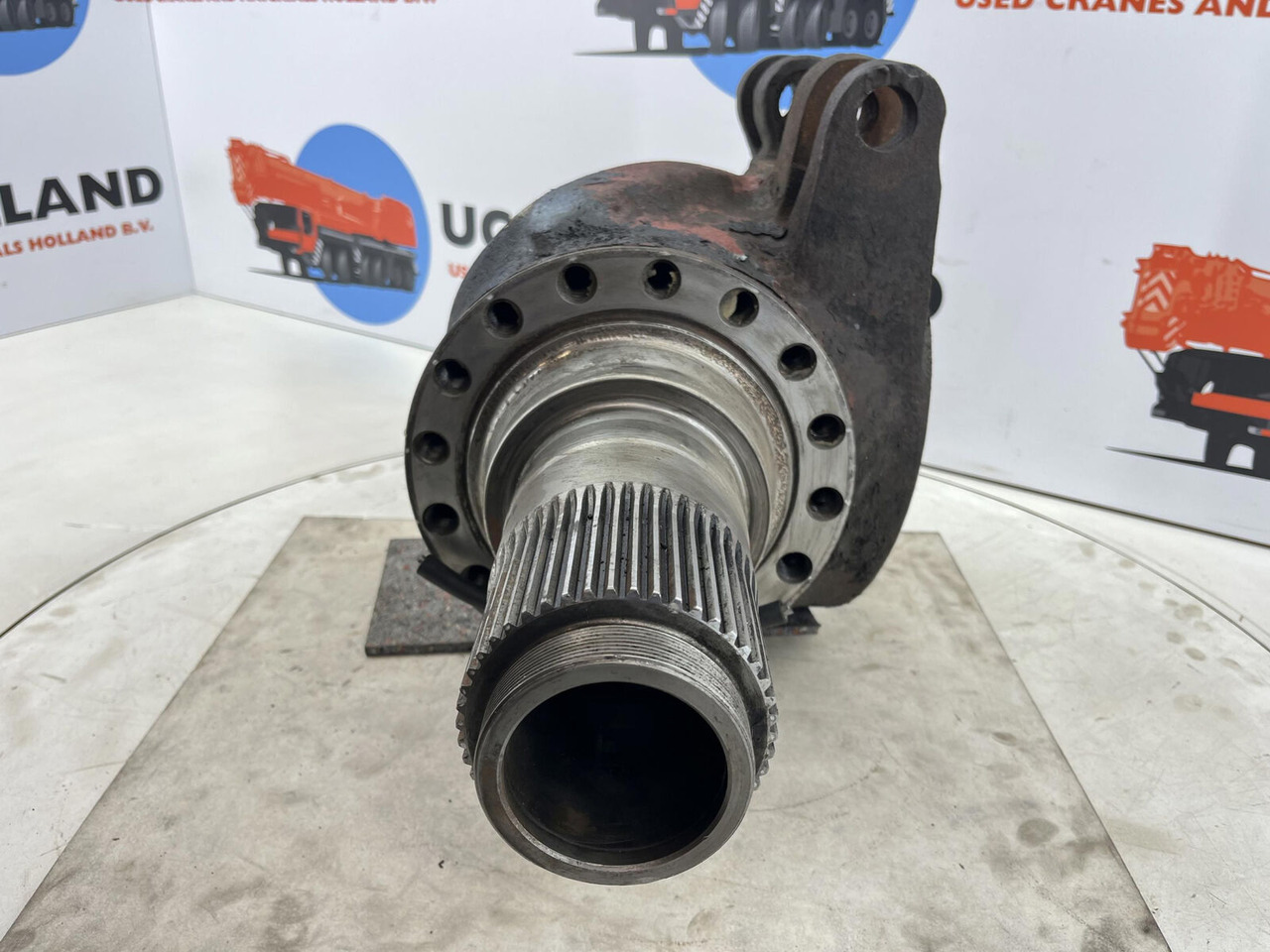 Grove GMK Steering knuckle 16 holes - מפרק היגוי עבור עגורן נייד: תמונה 2 Grove GMK Steering knuckle 16 holes - מפרק היגוי עבור עגורן נייד: תמונה 2