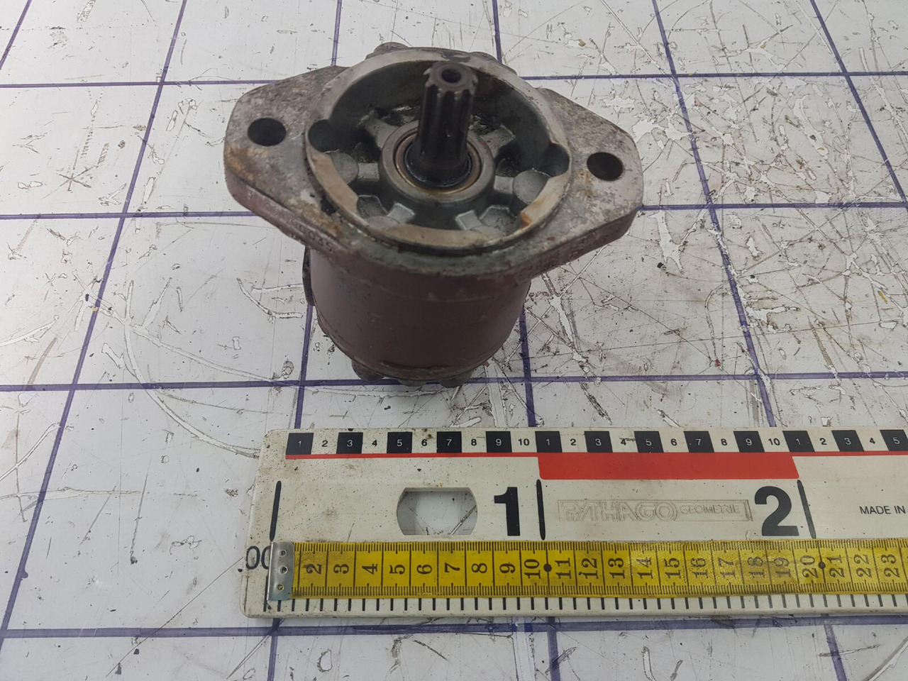 Grove steering pump - משאבת היגוי עבור עגורן: תמונה 1 Grove steering pump - משאבת היגוי עבור עגורן: תמונה 1