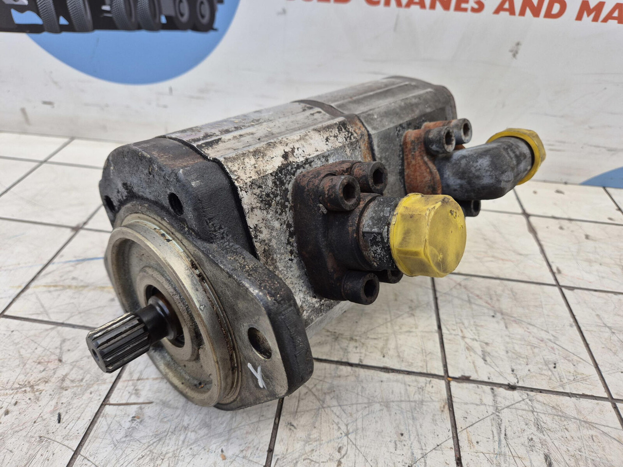 Haldex Barnes dual gear pump - משאבה הידרולית עבור עגורן נייד: תמונה 1 Haldex Barnes dual gear pump - משאבה הידרולית עבור עגורן נייד: תמונה 1