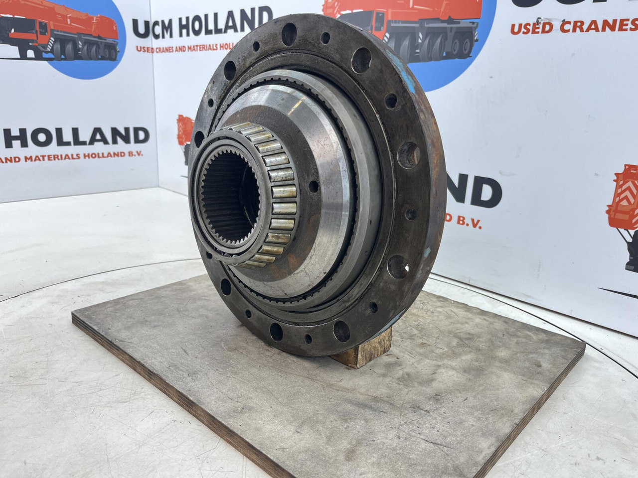 Kessler+Co Kessler Planetary gear 17-24-67-32-3pl-H83-42 - הנעה סופית עבור עגורן נייד: תמונה 3 Kessler+Co Kessler Planetary gear 17-24-67-32-3pl-H83-42 - הנעה סופית עבור עגורן נייד: תמונה 3