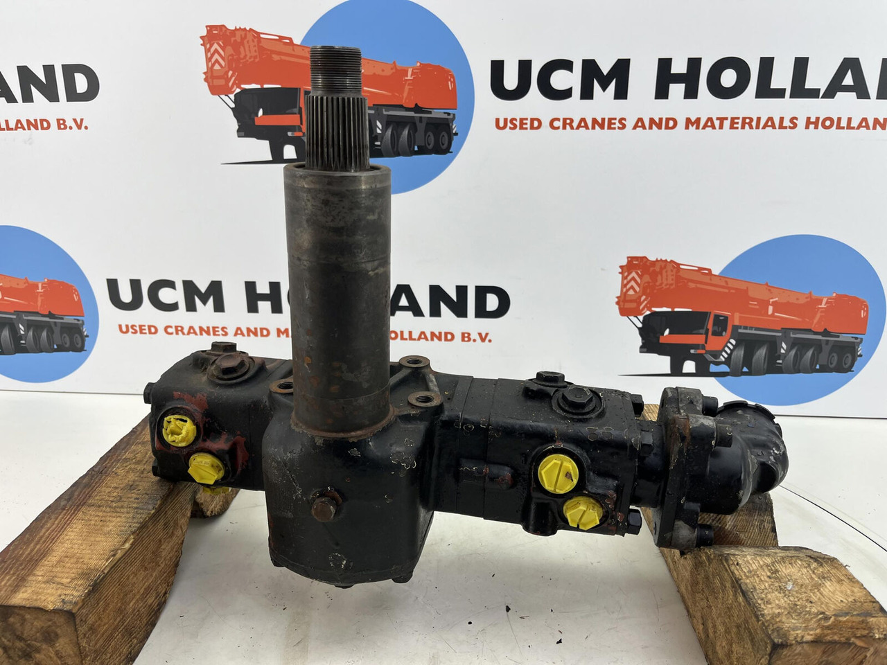 Krupp 70 GMT/AT steering box - ציוד היגוי עבור עגורן נייד: תמונה 3 Krupp 70 GMT/AT steering box - ציוד היגוי עבור עגורן נייד: תמונה 3