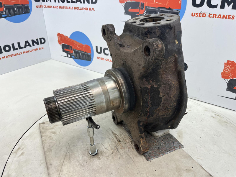 Krupp 70 GMT Steering knuckle axle 1 - מפרק היגוי עבור עגורן: תמונה 1 Krupp 70 GMT Steering knuckle axle 1 - מפרק היגוי עבור עגורן: תמונה 1