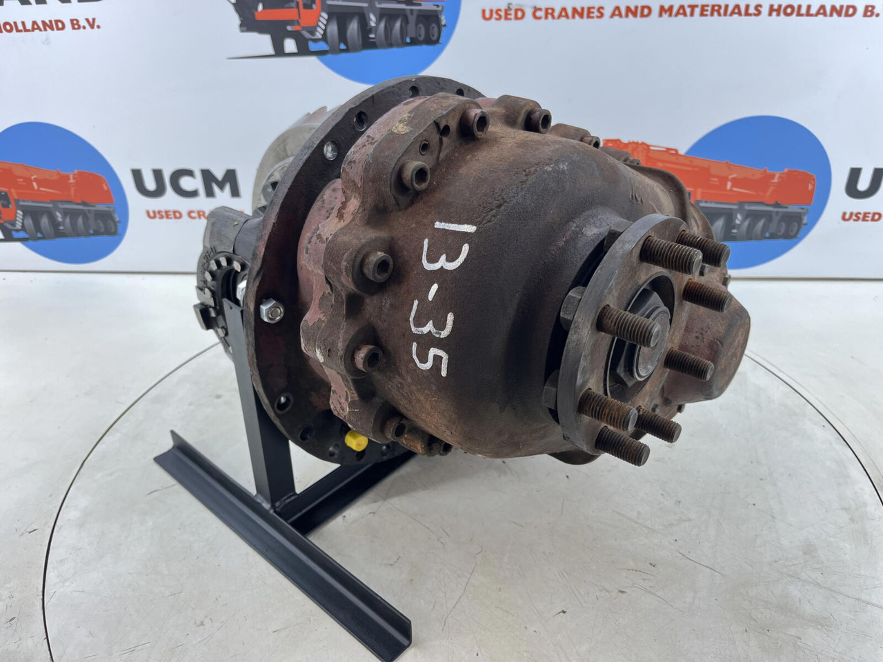 Krupp 70 GMT mid differential 13x35 axle 2 - הילוך דיפרנציאלי עבור עגורן נייד: תמונה 3 Krupp 70 GMT mid differential 13x35 axle 2 - הילוך דיפרנציאלי עבור עגורן נייד: תמונה 3