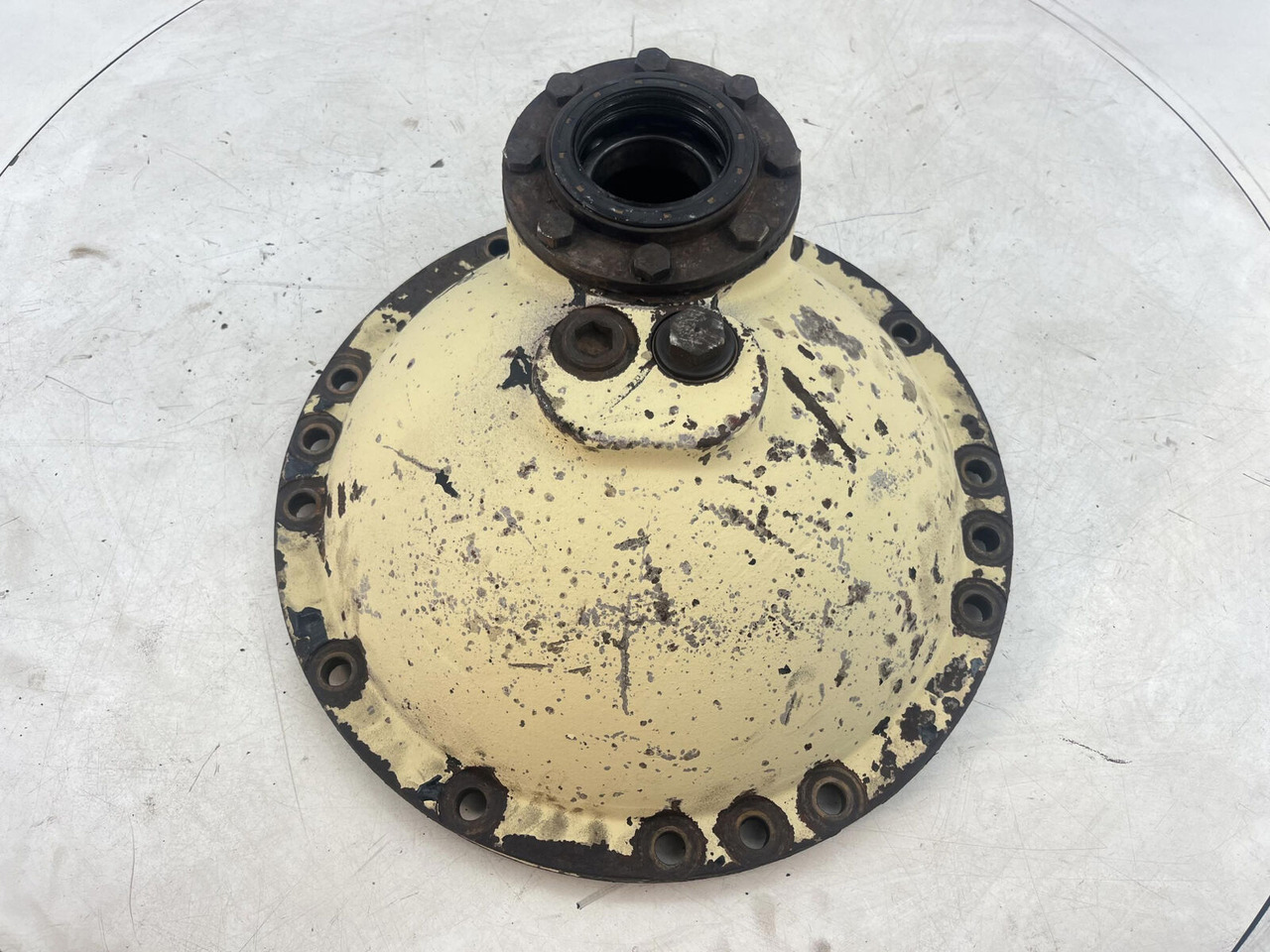 Krupp 70 GMT mid differential 13x35 axle 2 - הילוך דיפרנציאלי עבור עגורן נייד: תמונה 5 Krupp 70 GMT mid differential 13x35 axle 2 - הילוך דיפרנציאלי עבור עגורן נייד: תמונה 5