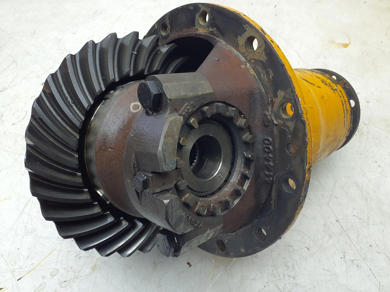 Krupp KMK 2025 end differential axle 2 11x29 - הילוך דיפרנציאלי עבור עגורן נייד: תמונה 4 Krupp KMK 2025 end differential axle 2 11x29 - הילוך דיפרנציאלי עבור עגורן נייד: תמונה 4