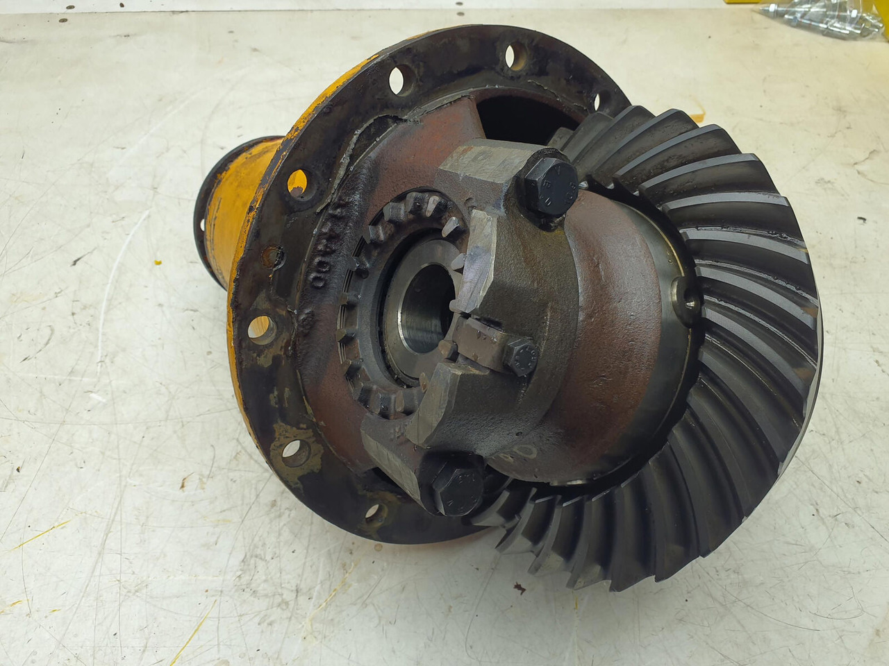 Krupp KMK 2025 end differential axle 2 11x29 - הילוך דיפרנציאלי עבור עגורן נייד: תמונה 2 Krupp KMK 2025 end differential axle 2 11x29 - הילוך דיפרנציאלי עבור עגורן נייד: תמונה 2