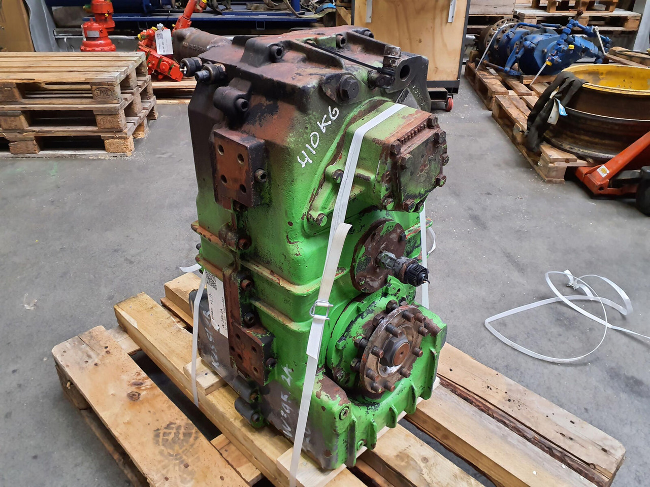 Krupp KMK 4070 Dropbox - תמסורת עבור עגורן נייד: תמונה 2 Krupp KMK 4070 Dropbox - תמסורת עבור עגורן נייד: תמונה 2