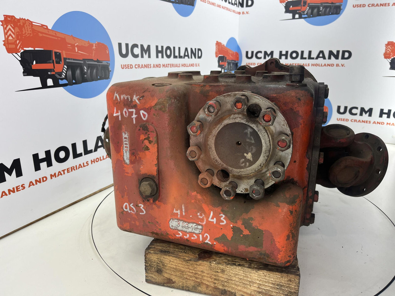 Krupp KMK 4070 axle 3 diff box - הילוך דיפרנציאלי עבור עגורן נייד: תמונה 2 Krupp KMK 4070 axle 3 diff box - הילוך דיפרנציאלי עבור עגורן נייד: תמונה 2