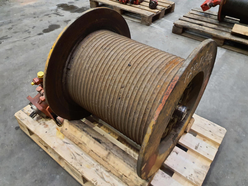 Krupp KMK 4070 complete winch - עגורן מעמיס: תמונה 3 Krupp KMK 4070 complete winch - עגורן מעמיס: תמונה 3
