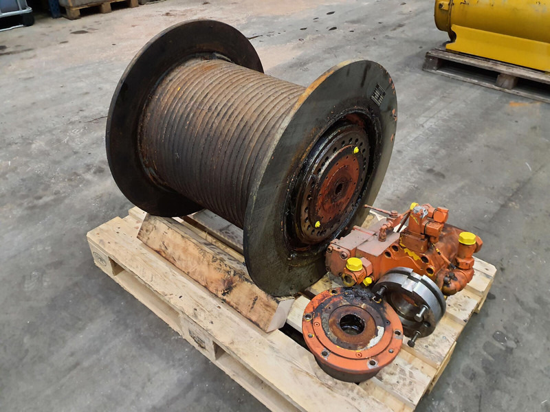 Krupp KMK 4070 complete winch - עגורן מעמיס: תמונה 1 Krupp KMK 4070 complete winch - עגורן מעמיס: תמונה 1