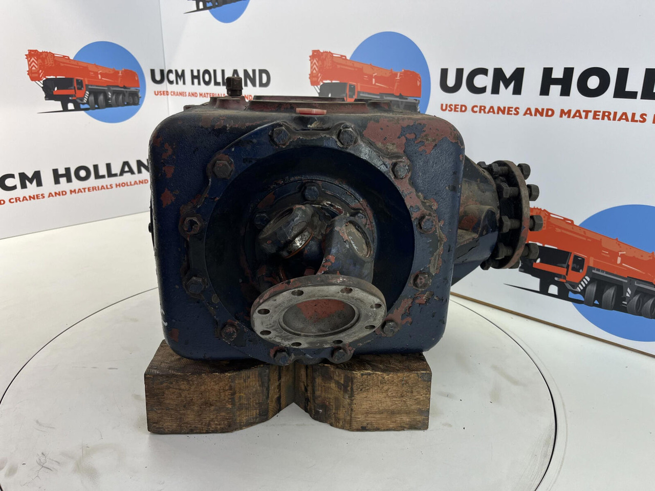Krupp KMK 4070 diff box - הילוך דיפרנציאלי עבור עגורן נייד: תמונה 3 Krupp KMK 4070 diff box - הילוך דיפרנציאלי עבור עגורן נייד: תמונה 3