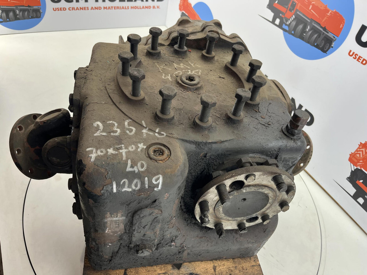 Krupp KMK 4070 diff box - הילוך דיפרנציאלי עבור עגורן נייד: תמונה 5 Krupp KMK 4070 diff box - הילוך דיפרנציאלי עבור עגורן נייד: תמונה 5