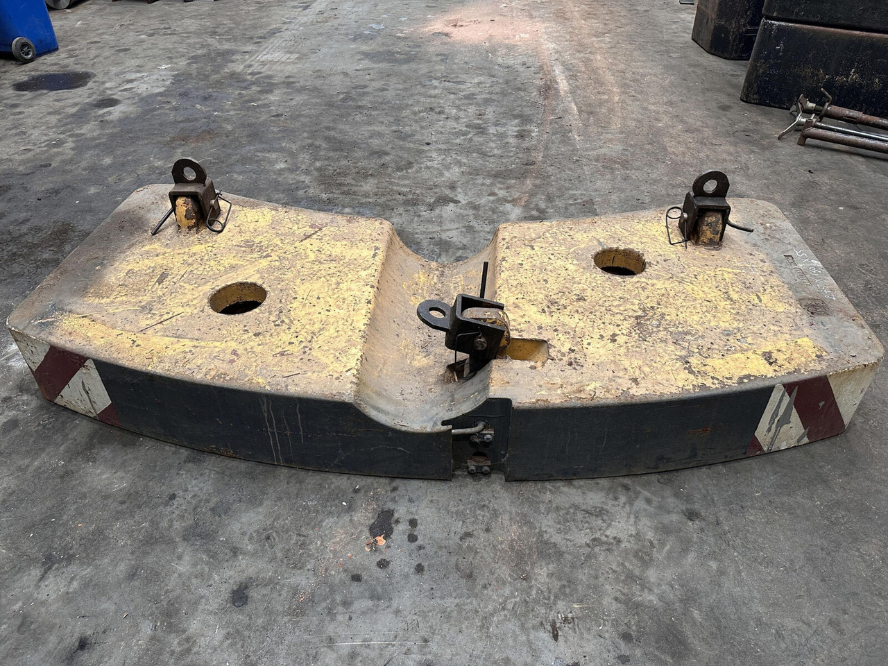 משקל נגד עבור עגורן נייד Krupp KMK 4080 - 5110 - 5120 Counterweight 5,8 ton: תמונה 7