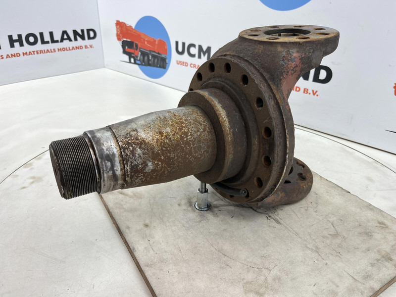 Liebherr LT 1090 Steering knuckle 16 holes - מפרק היגוי עבור עגורן: תמונה 1 Liebherr LT 1090 Steering knuckle 16 holes - מפרק היגוי עבור עגורן: תמונה 1