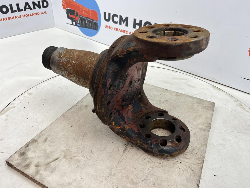 Liebherr LT 1090 Steering knuckle 16 holes - מפרק היגוי עבור עגורן: תמונה 4 Liebherr LT 1090 Steering knuckle 16 holes - מפרק היגוי עבור עגורן: תמונה 4