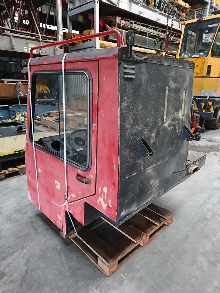 Liebherr LTM 1035 lower cabin - תא עבור עגורן נייד: תמונה 3 Liebherr LTM 1035 lower cabin - תא עבור עגורן נייד: תמונה 3