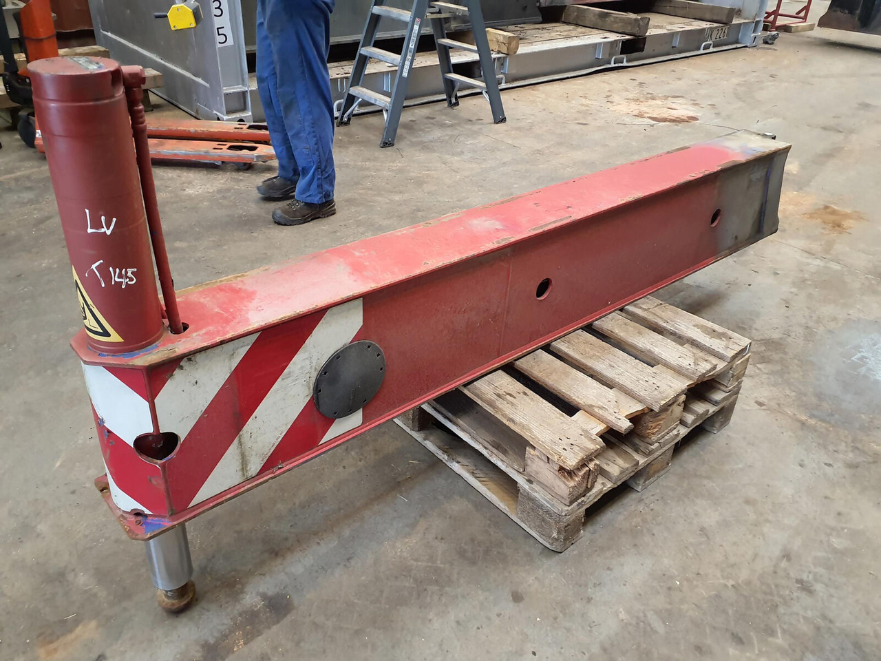 Liebherr LTM 1040 2.1 Outrigger - מתלה עבור עגורן: תמונה 2 Liebherr LTM 1040 2.1 Outrigger - מתלה עבור עגורן: תמונה 2