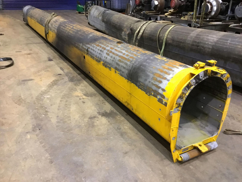Liebherr LTM 1040-2.1 telescopic section 1 - גוף וחלק חיצוני עבור עגורן: תמונה 1 Liebherr LTM 1040-2.1 telescopic section 1 - גוף וחלק חיצוני עבור עגורן: תמונה 1