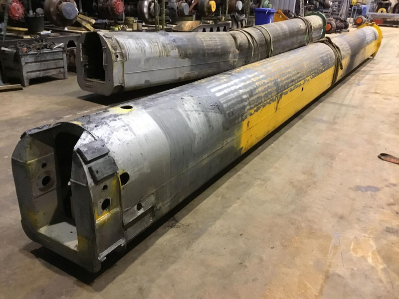 Liebherr LTM 1040-2.1 telescopic section 1 - גוף וחלק חיצוני עבור עגורן: תמונה 4 Liebherr LTM 1040-2.1 telescopic section 1 - גוף וחלק חיצוני עבור עגורן: תמונה 4