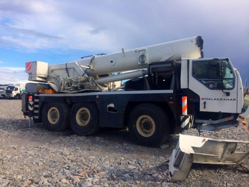 Liebherr LTM 1045-3.1 for parts - עגורן נייד: תמונה 1 Liebherr LTM 1045-3.1 for parts - עגורן נייד: תמונה 1