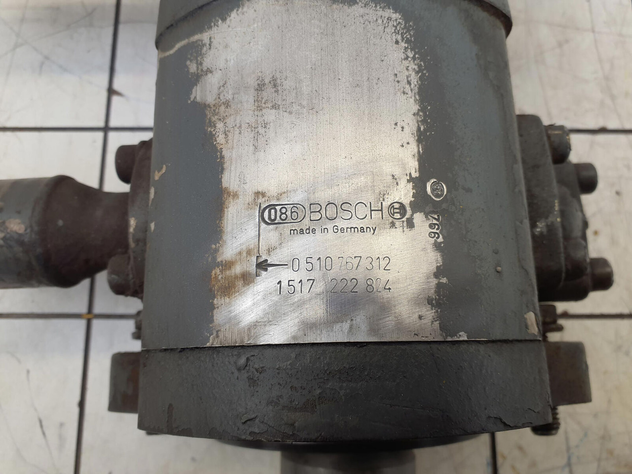 Liebherr LTM 1050-1 TRIPLE GEAR PUMP - משאבה הידרולית עבור עגורן נייד: תמונה 5 Liebherr LTM 1050-1 TRIPLE GEAR PUMP - משאבה הידרולית עבור עגורן נייד: תמונה 5