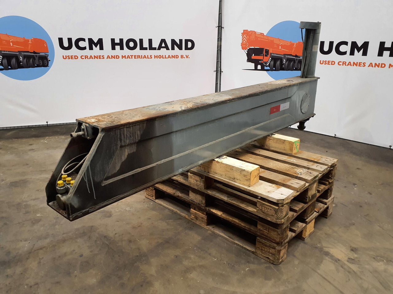 Liebherr LTM 1050-1 sliding beam complete front - מתלה עבור עגורן נייד: תמונה 4 Liebherr LTM 1050-1 sliding beam complete front - מתלה עבור עגורן נייד: תמונה 4