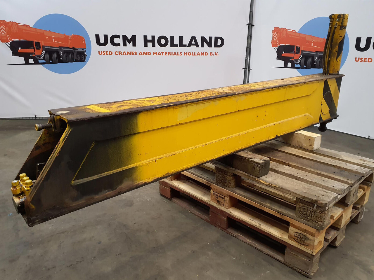 Liebherr LTM 1050-1 sliding beam complete front - מתלה עבור עגורן נייד: תמונה 4 Liebherr LTM 1050-1 sliding beam complete front - מתלה עבור עגורן נייד: תמונה 4