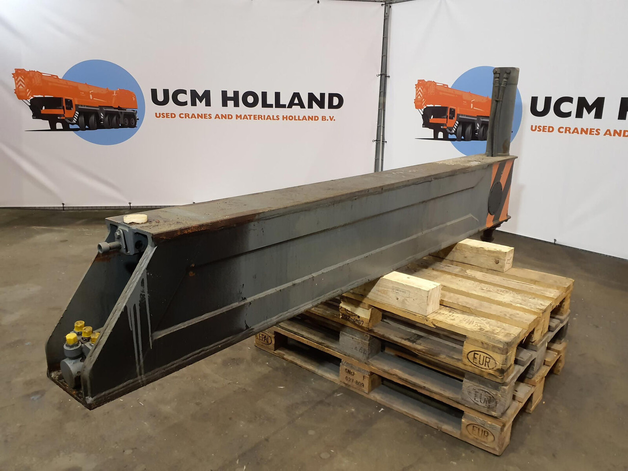 Liebherr LTM 1050-1 sliding beam complete front - מתלה עבור עגורן נייד: תמונה 4 Liebherr LTM 1050-1 sliding beam complete front - מתלה עבור עגורן נייד: תמונה 4