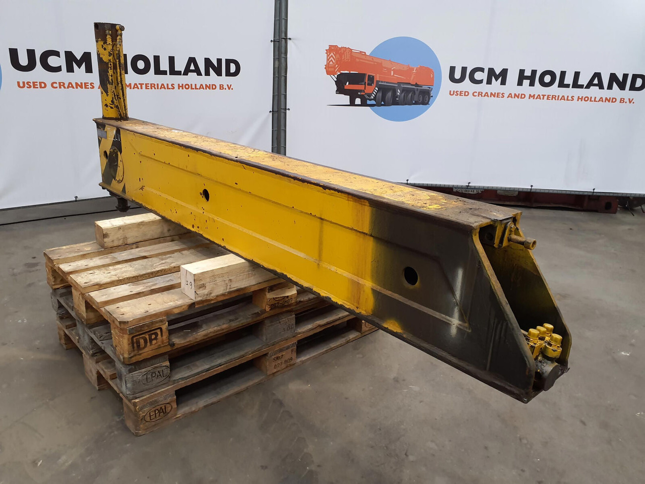 Liebherr LTM 1050-1 sliding beam complete front - מתלה עבור עגורן נייד: תמונה 3 Liebherr LTM 1050-1 sliding beam complete front - מתלה עבור עגורן נייד: תמונה 3