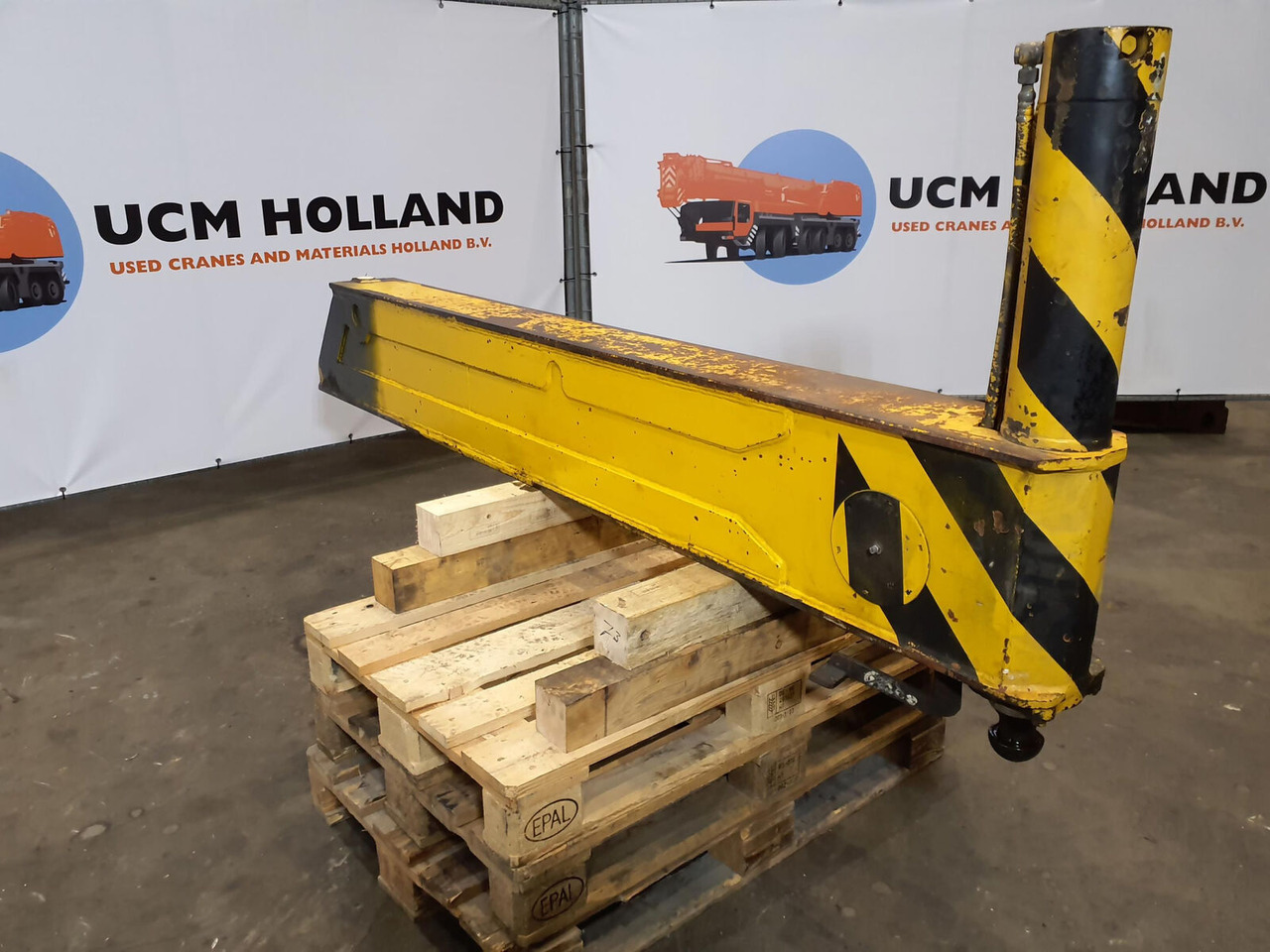 Liebherr LTM 1050-1 sliding beam rear complete - מתלה עבור עגורן נייד: תמונה 1 Liebherr LTM 1050-1 sliding beam rear complete - מתלה עבור עגורן נייד: תמונה 1