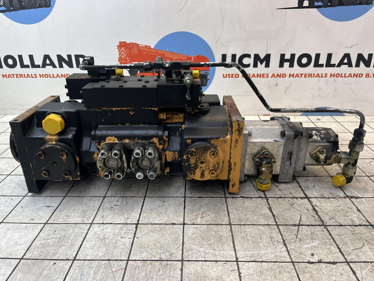 Liebherr LTM 1050 TWO-STAGE PUMP LPV 64 64+64cm³/U - משאבה הידרולית עבור עגורן: תמונה 1 Liebherr LTM 1050 TWO-STAGE PUMP LPV 64 64+64cm³/U - משאבה הידרולית עבור עגורן: תמונה 1